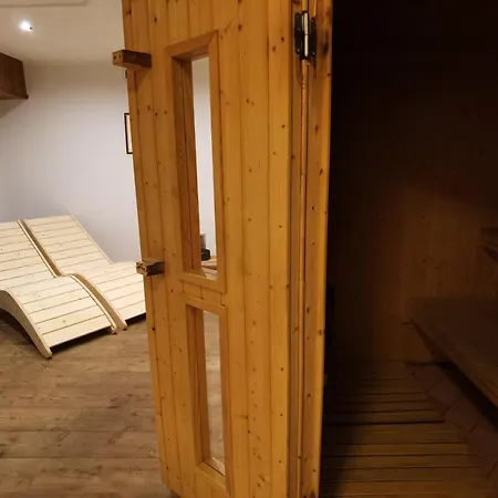 Croux Szálloda 3*
