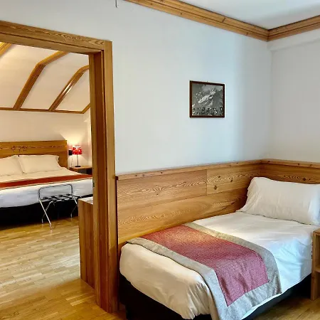 Szálloda Croux Courmayeur