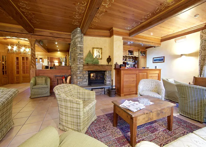 Croux 3* Курмайор