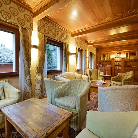 Hotel Croux 3*