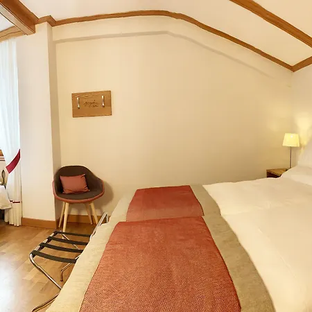 Hotel Croux 3*
