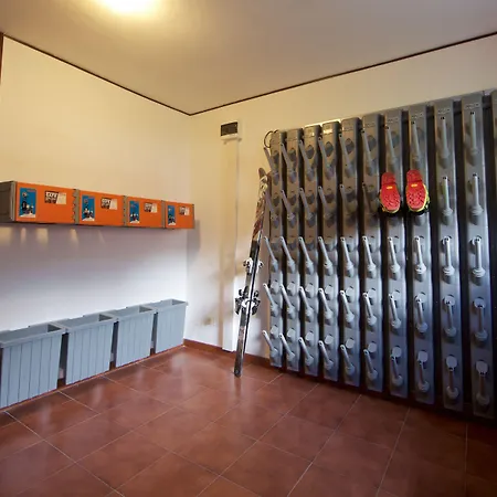 Croux Hotel