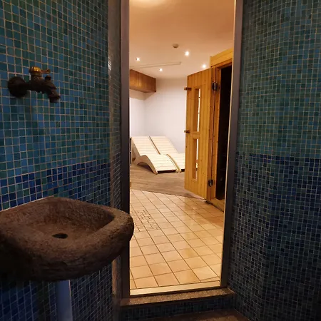 Hotel Croux 3*